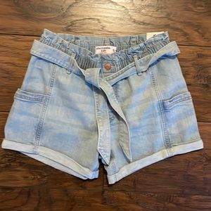 Abercrombie Kids high-rise paperbag waist short.